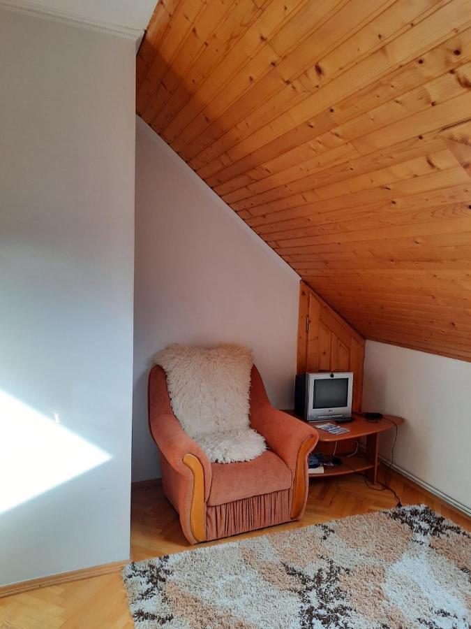 Садиба У Крайлюків Yaremche Exterior foto