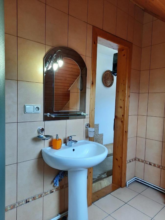 Садиба У Крайлюків Yaremche Exterior foto
